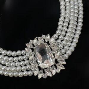 COLLAR PERLAS BROCHE