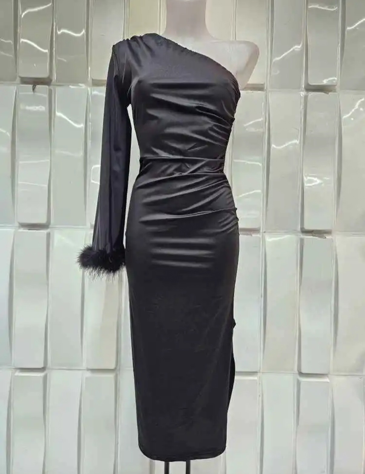 VESTIDO MANGA PLUMA - Imagen 2